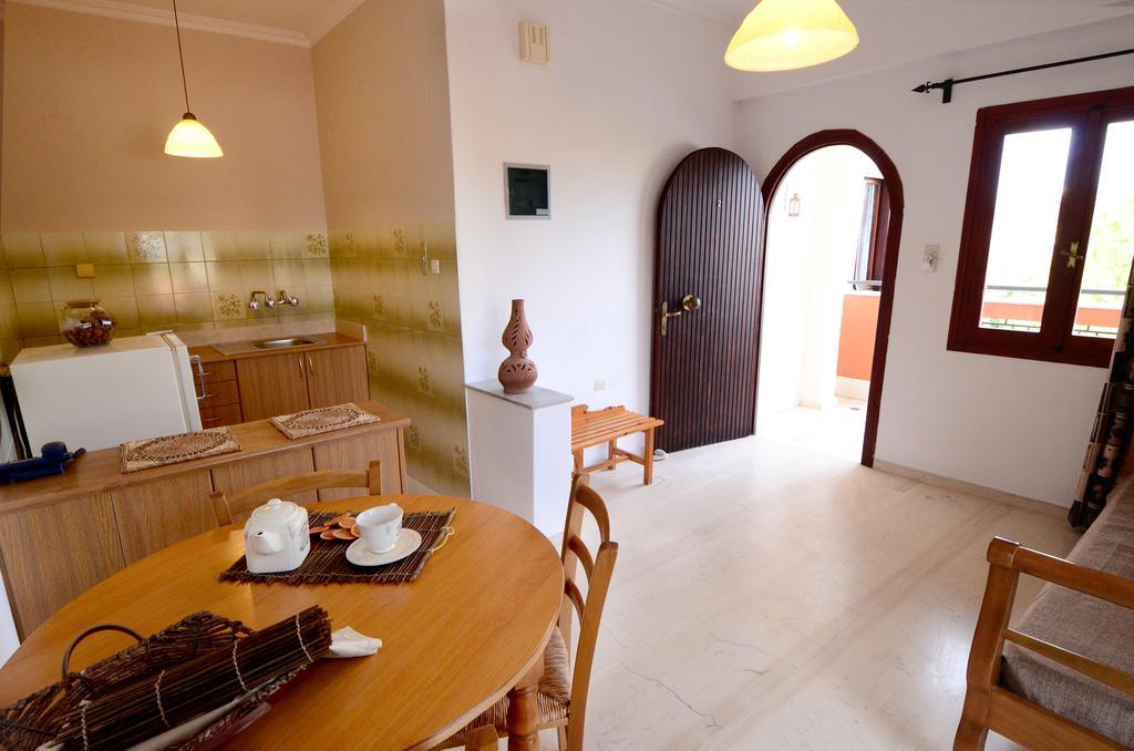 Golden Apartments Agios Nikolaos  Bagian luar foto