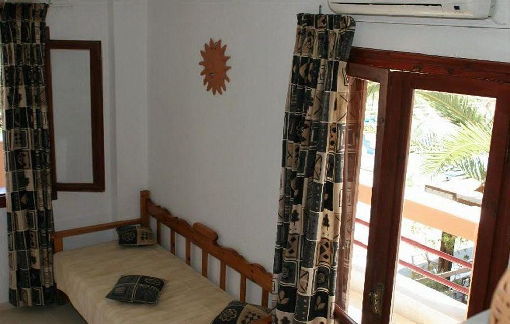 Golden Apartments Agios Nikolaos  Bagian luar foto